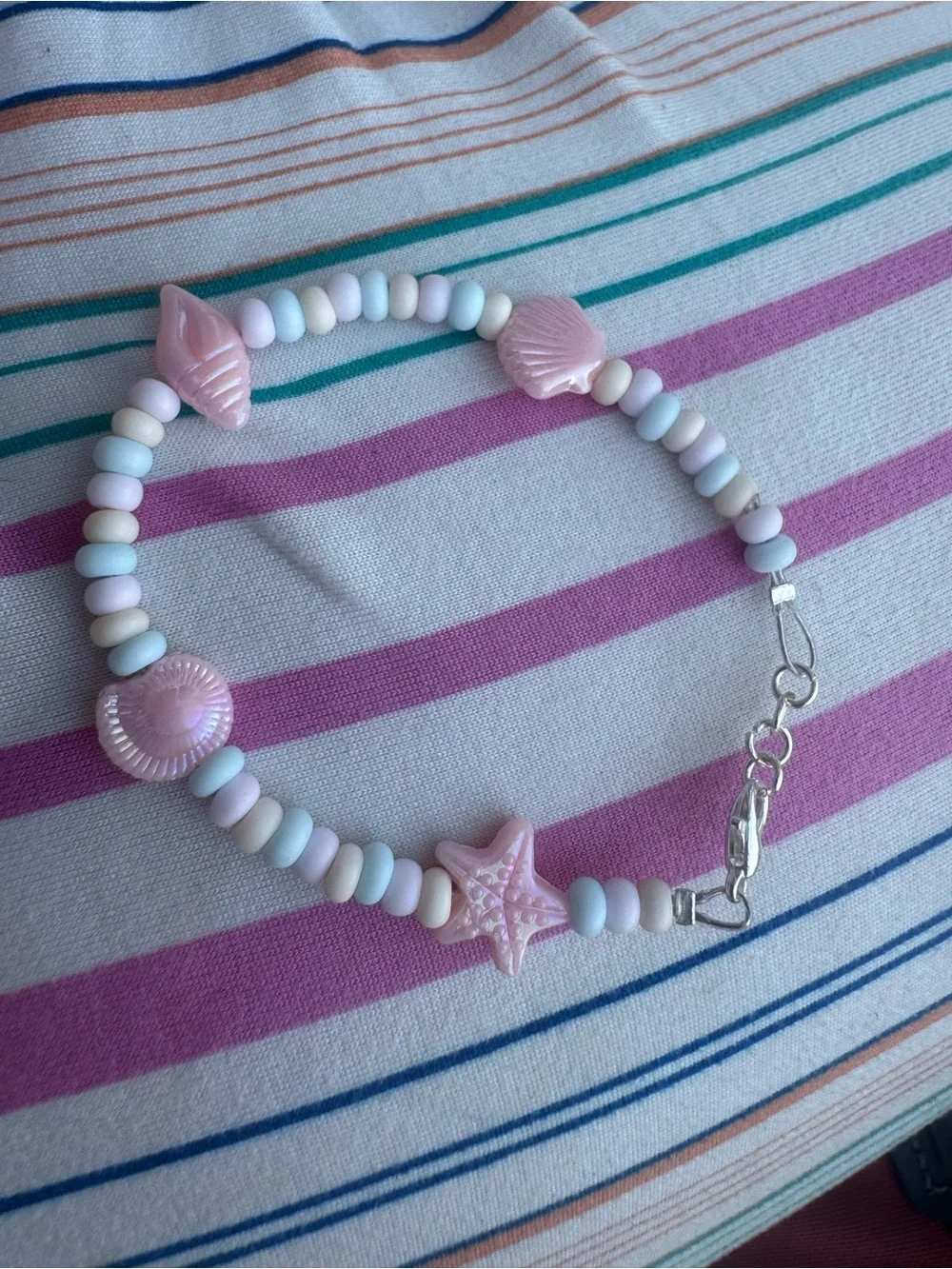 Kids Pink Seashell & Starfish Bead Bracelet